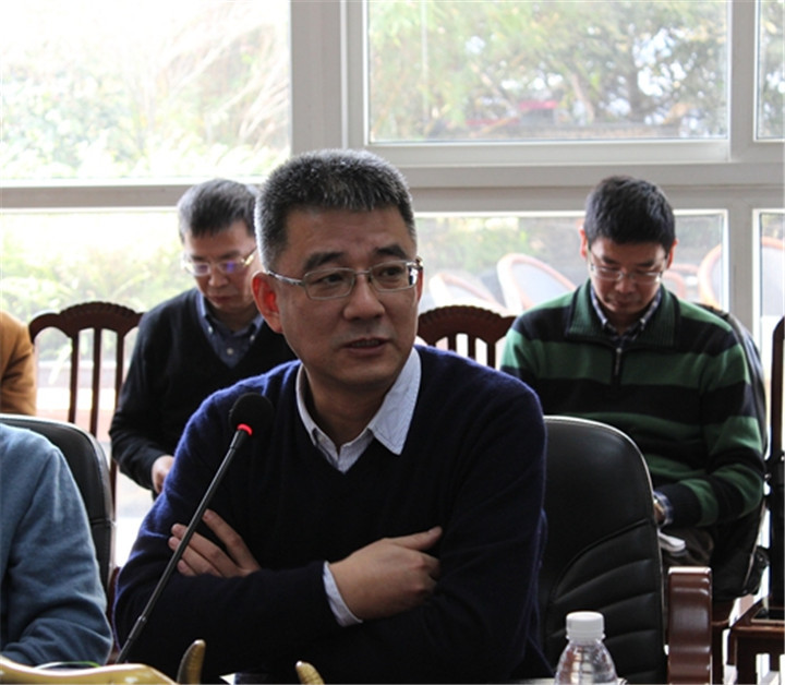 中汽成配生产副总陈荣贵